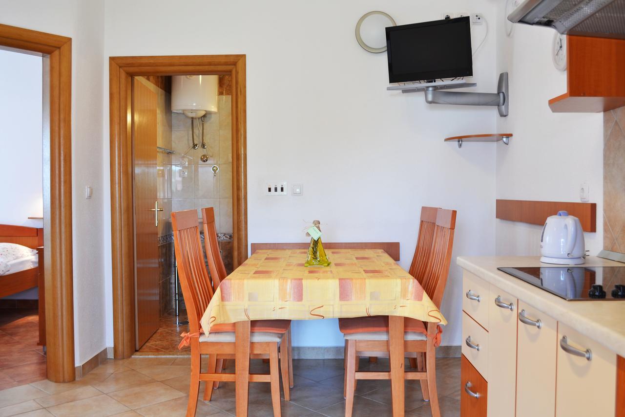 Apartments Milka Βόντιτσε Εξωτερικό φωτογραφία